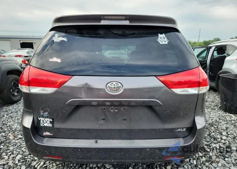 2014 Toyota Sienna Xle from USA, damaged, VIN 5TDYK3DC0ES444096